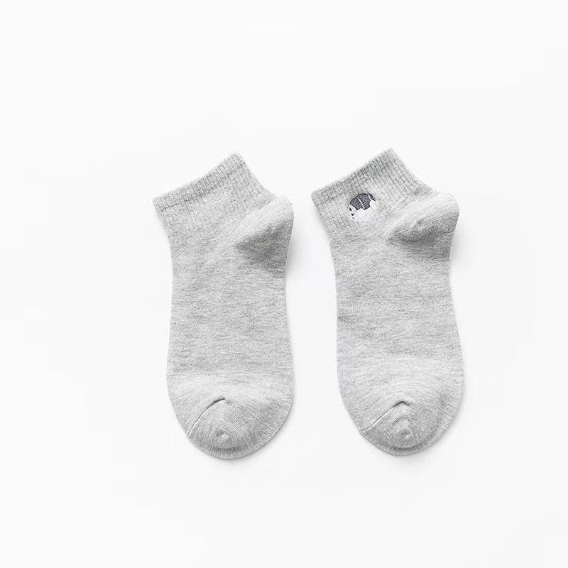 10 Pairs Women Embroidered Animal Cotton Socks Cute Cartoon Patterns Soft Comfortable Sweat Absorbing Breathable Casual Socks