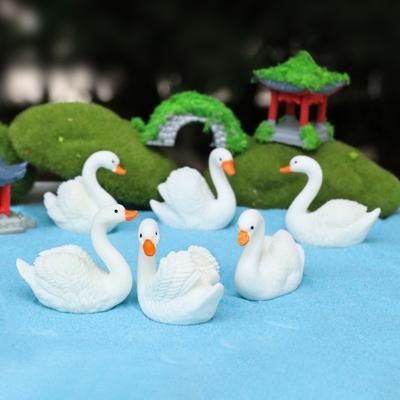 Miniatur Schwan Figur Mini Weißer Schwan Harz Statue Realistisches Tier Ornament Puppenhaus Feengarten Mikro Landschaft Dekoration