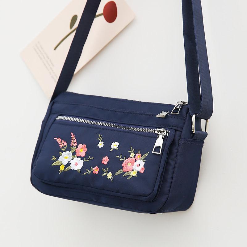 Mittelalterliche Muttertasche Umhängetasche Lässige Stofftasche Bestickter Rucksack Wasserdichtes Nylon Oxford-Gewebe Damentasche Schultertasche