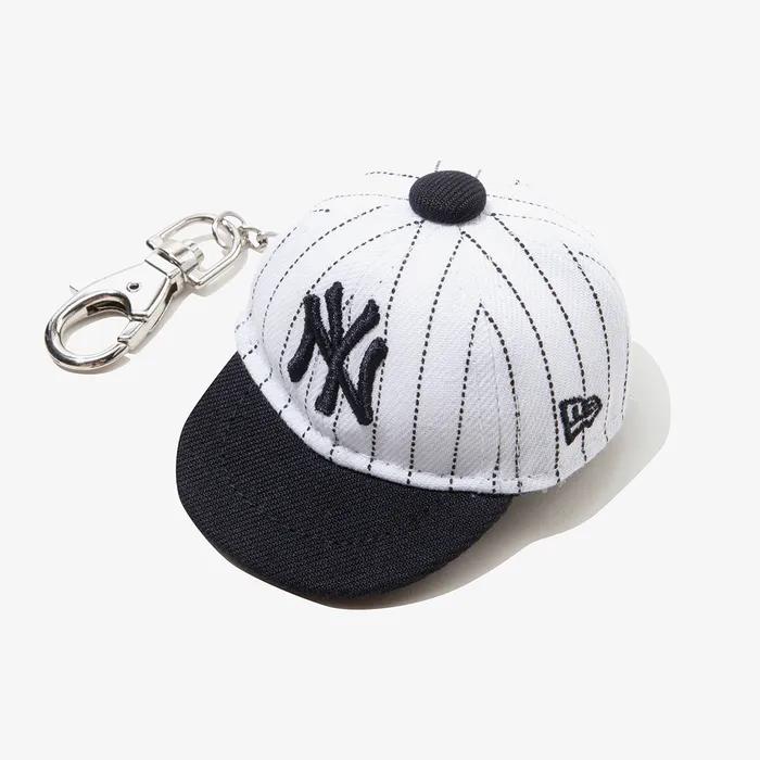 MLB New York Yankees Cap Key
