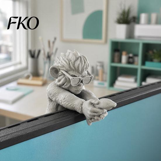 Fine Workmanship Decor Cool Monkey Figurine Computer Monitor Decor, Funny Statue Ornament, Decorative Bedroom Decoration Piece with Banana