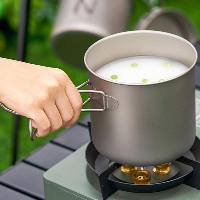 Metal Camping Pots Outdoor Cooking Pots with Folding Handle Camping Cookware for Camping Hiking Picnic Travel