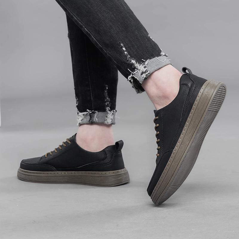 Mode Sommer Hohle Atmungsaktive Lederschuhe Luxus Freizeitschuhe Outdoor Herren Sneaker Skateboard Herrenschuhe Echtes Leder Ballerinas Herren