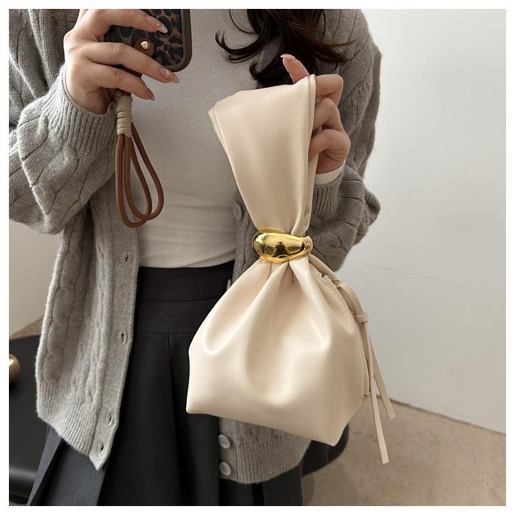 New Pleated Vintage Faux Leather Bucket Bag for Women Small Single Shoulder Wristlet Clutch