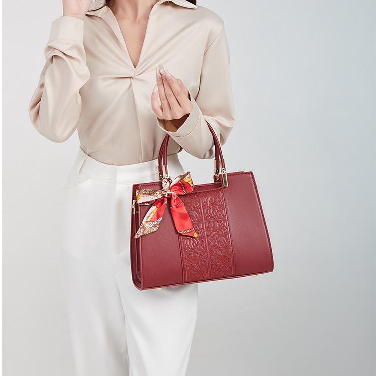Chinese Retro Women's Handbag Large Capacity Mother Bag Gift Premium Bridal Wedding Bag