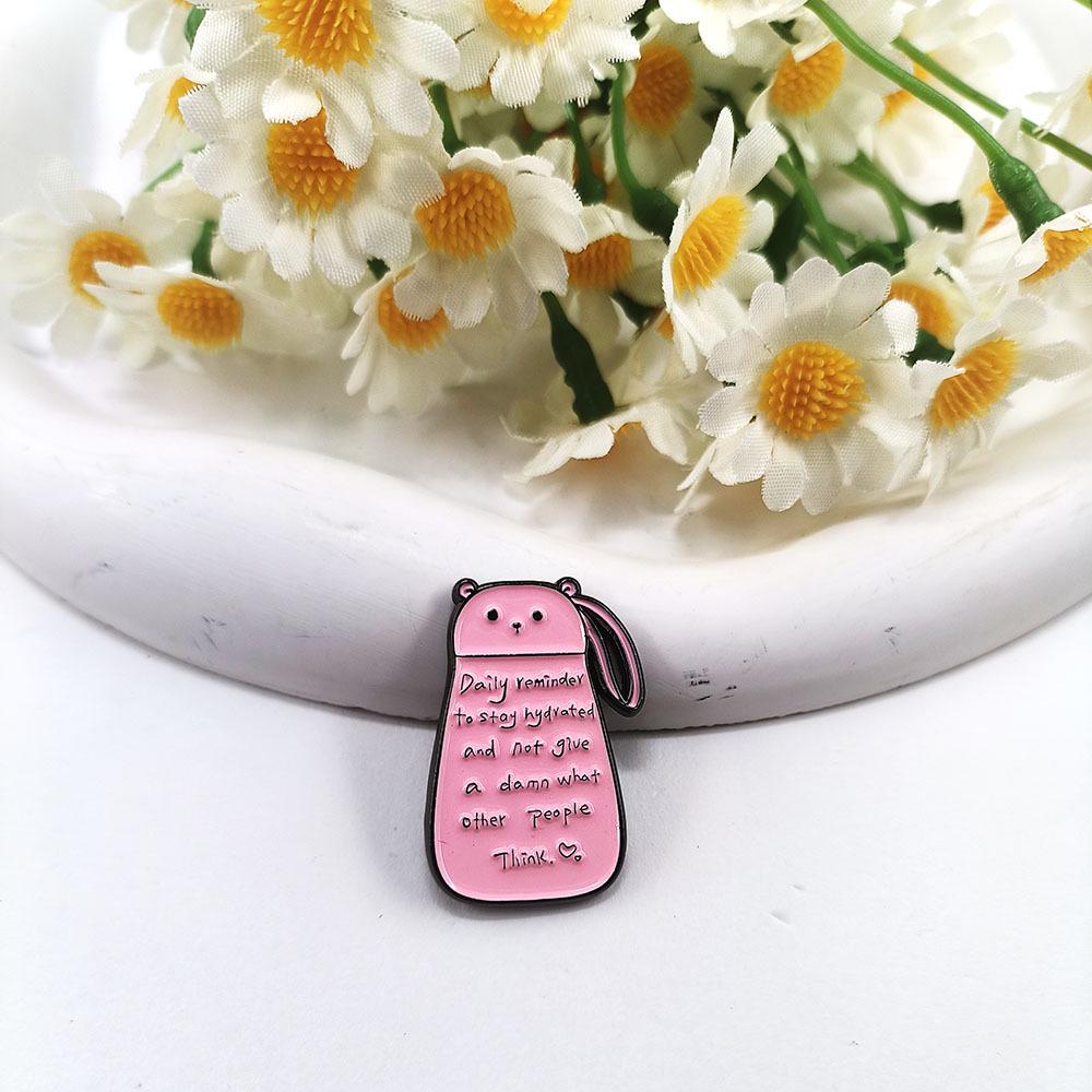 Stay Hydrated Cartoon Cat Brooch: Pink Water Bottle Badge for Backpacks