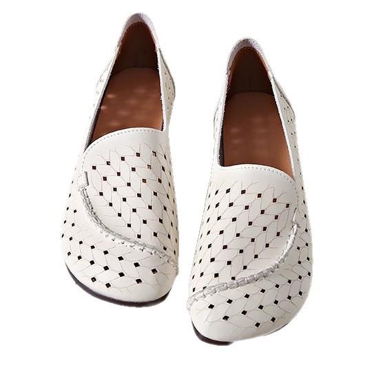2025 spring and summer new hollow one-pedal casual single shoes mother Doudou shoes soft-soled retro women's shoes light sandals