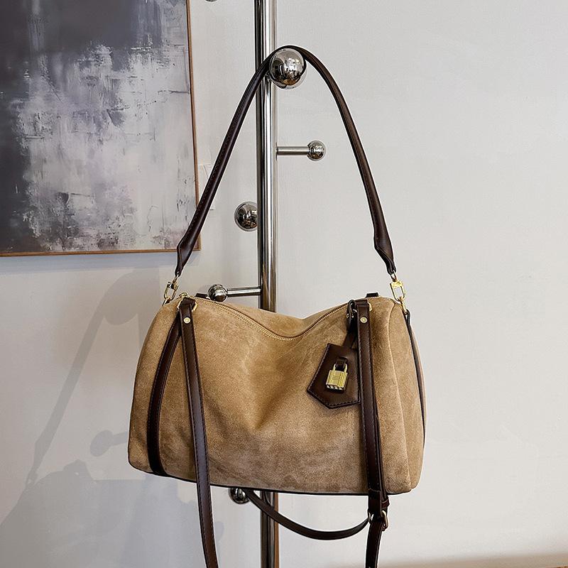 Vintage Suede Bag Autumn and Winter Commuter Shoulder Messenger Bag Large Capacity Boston Bag