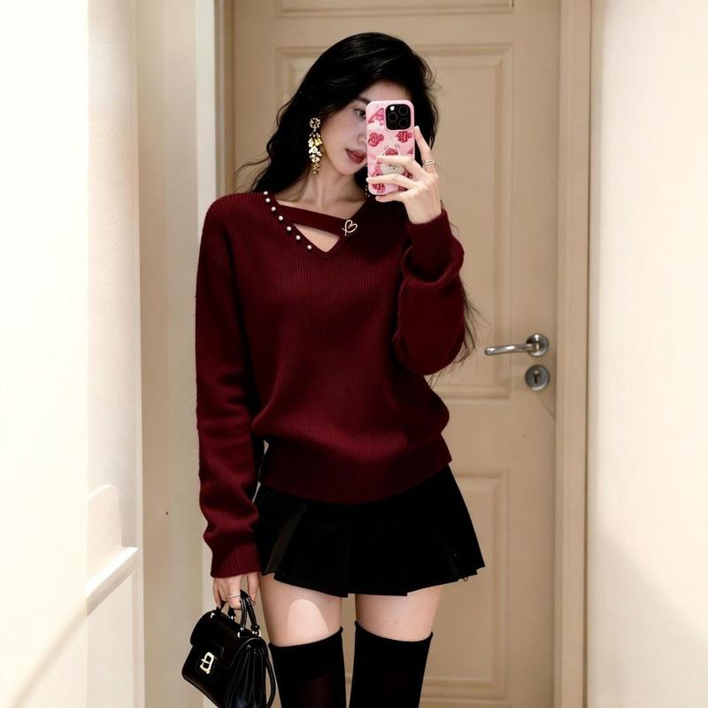 New Year's Red Long-sleeved V-neck Sweater Slim Casual and Versatile Top for Spring