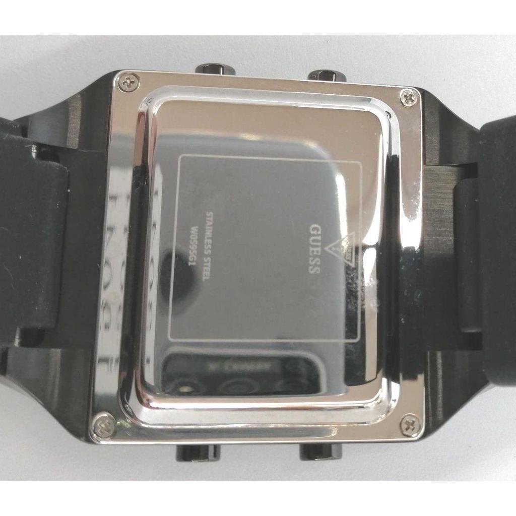 Used GUESS W0595G1 watch