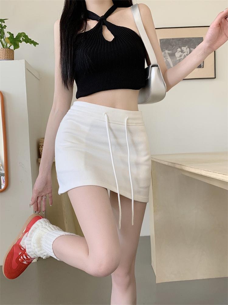 Серая спортивная юбка женская летняя с высокой талией тонкая эластичная юбка — фото 13