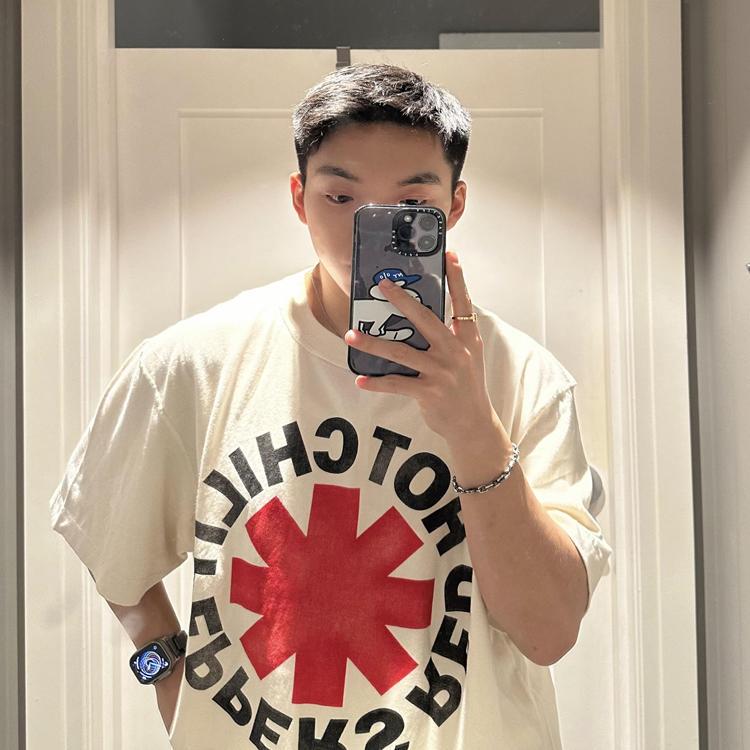 Men's Vintage Distressed Red Hot Chili Peppers Abstract Pattern T-Shirt