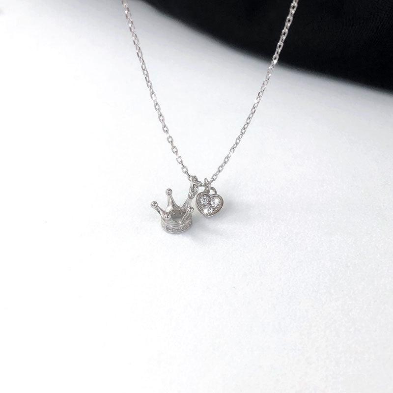 

Корона королевы, инкрустированная сердечком, бриллиантами, светлая, роскошная, бриллиантовая инкрустация, нишевый дизайн, цепочка на ключицу, темперамент, универсальный