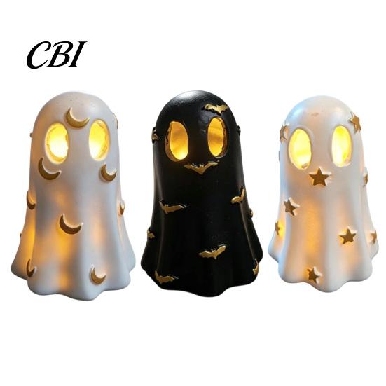 Warm LED Bedside Lamp Halloween Ghost Decoration, Cute Light Up Figurine, Spooky Resin Niche Home Decor Statue with for Shelf Mantel Indoor