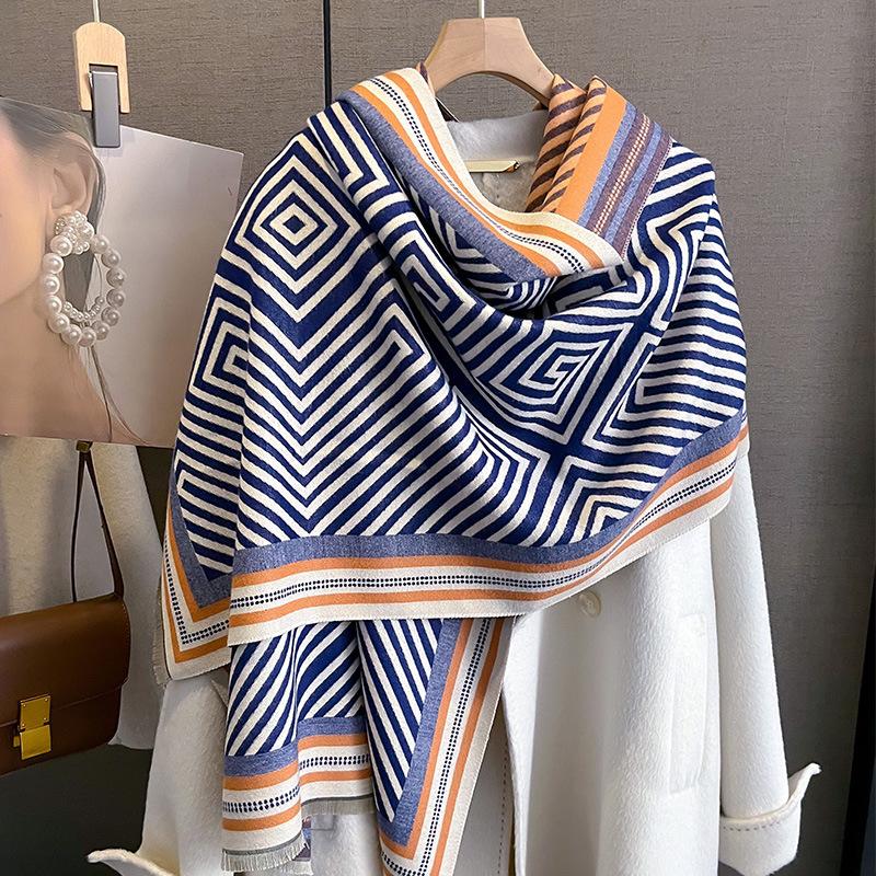 New Retro Fashion Imitation Cashmere Scarf For Women In Winter, Thickened And Warm Neck, Dual Purpose Shawl Exterior