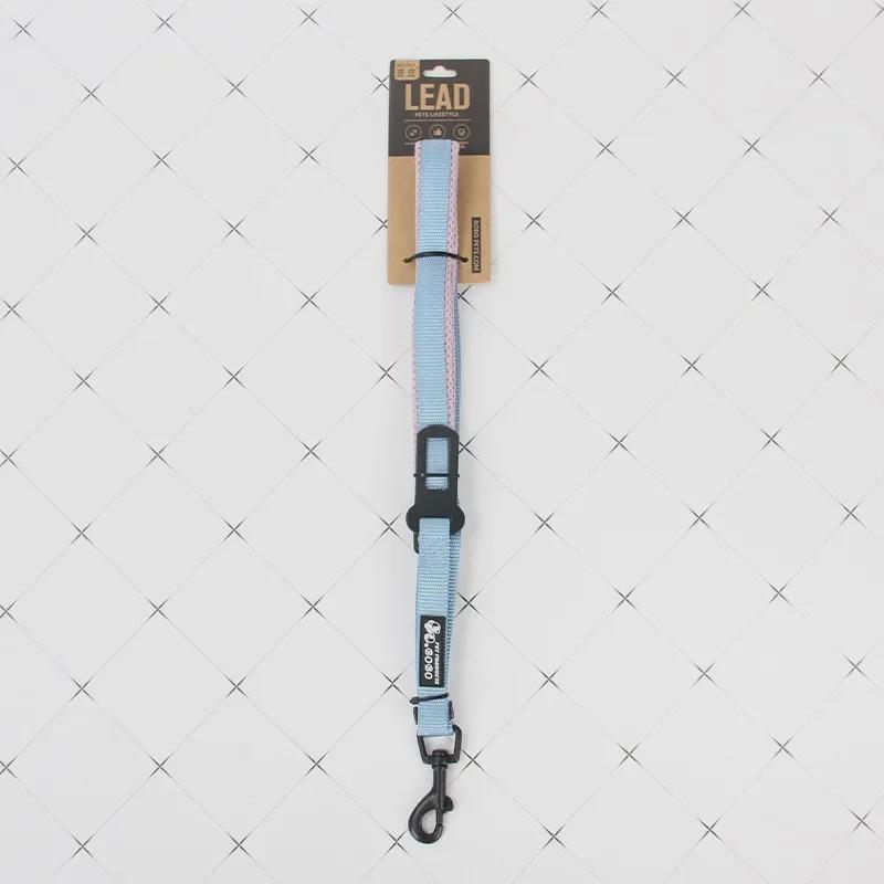 „Lesă de siguranță pentru mașini pentru animale de companie: Centuri de siguranță pentru câini și pisici pentru călătorii în siguranță"