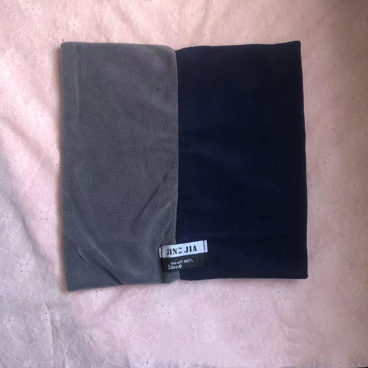 

Зимний двухцветный шарф с флисовой подкладкой для мужчин и женщин. Толстый ветрозащитный термо-шарф на шею. Аксессуар для езды на велосипеде в холодную погоду. 1PCS серый