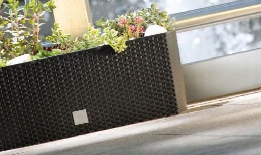 Anthracite box flowerpot with irrigation system 51 cm