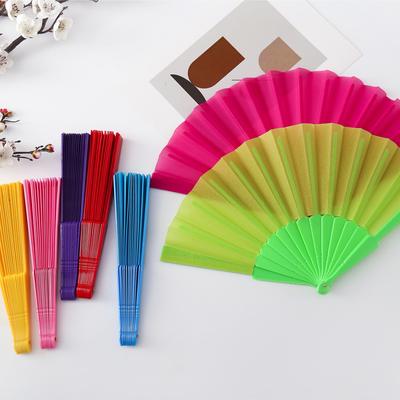 7 Zoll Seidentuch Einfacher Faltfächer Plastikknochenfächer Chinesischer Tanzfächer Einfarbig Tai Chi Morgengymnastik DIY Heimschmuck