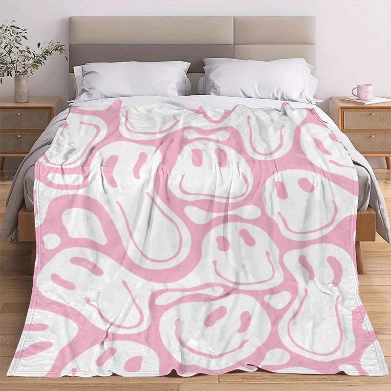 1pc Funny Smile Face Print Blanket, Soft And Comfortable Flannel Blanket, Gift For Friends, Family, Throw Blanket For Sofa Bed