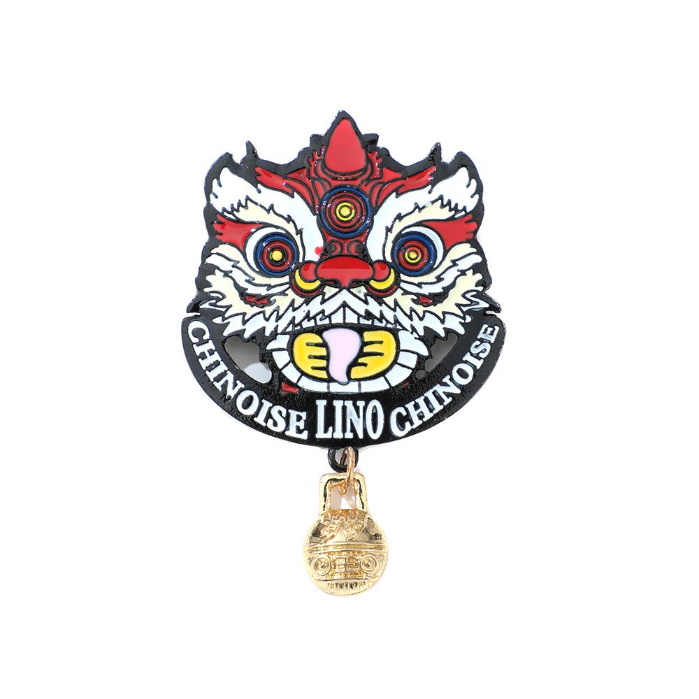 Retro Chinese Lion Dance Brooch – Festive Symbol of Fortune and Prosperity