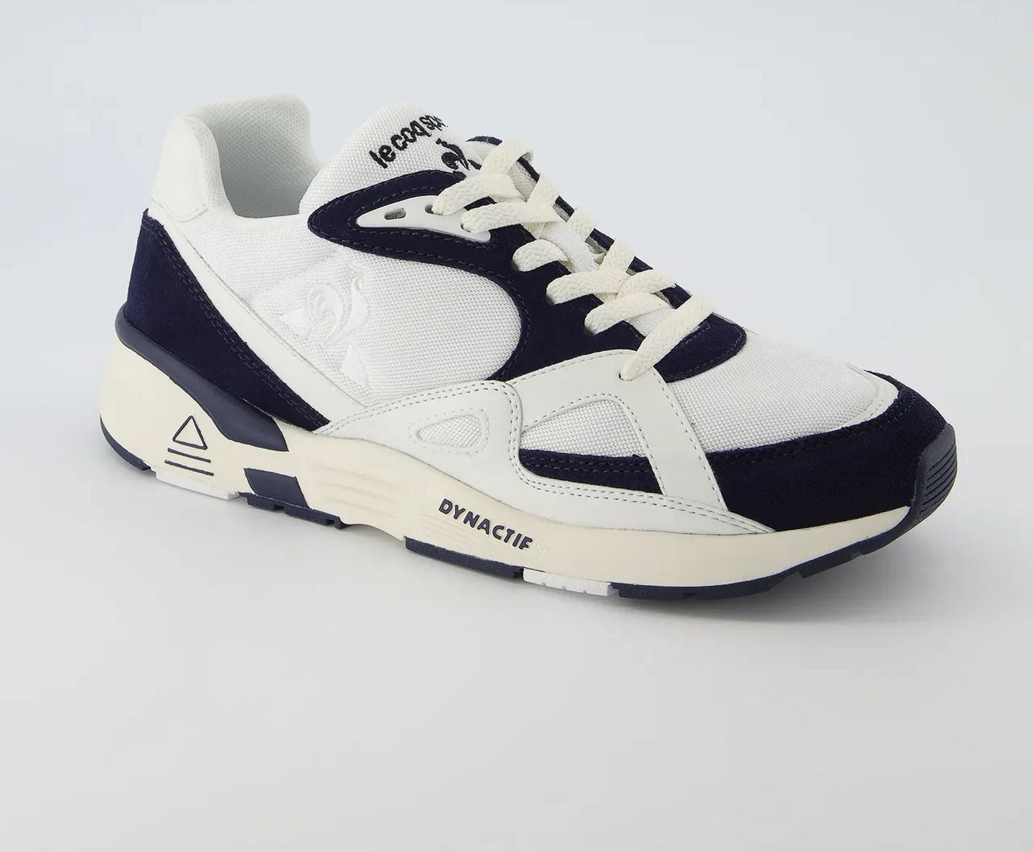 

Le Coq Sportif LCS R850
