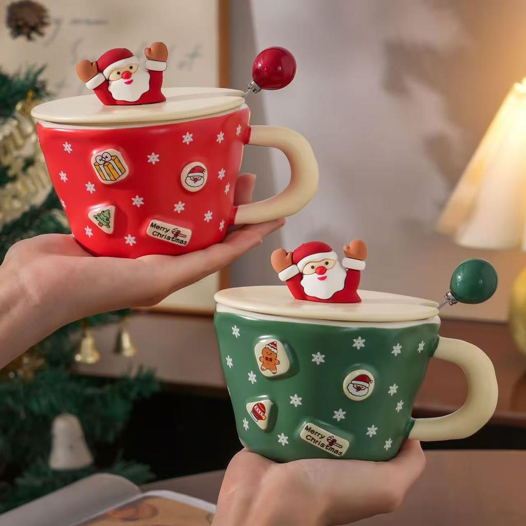 Embossed Santa Claus Mug With Lid Spoon High Value Christmas Cartoon Creative Christmas Gift Ceramic Cup