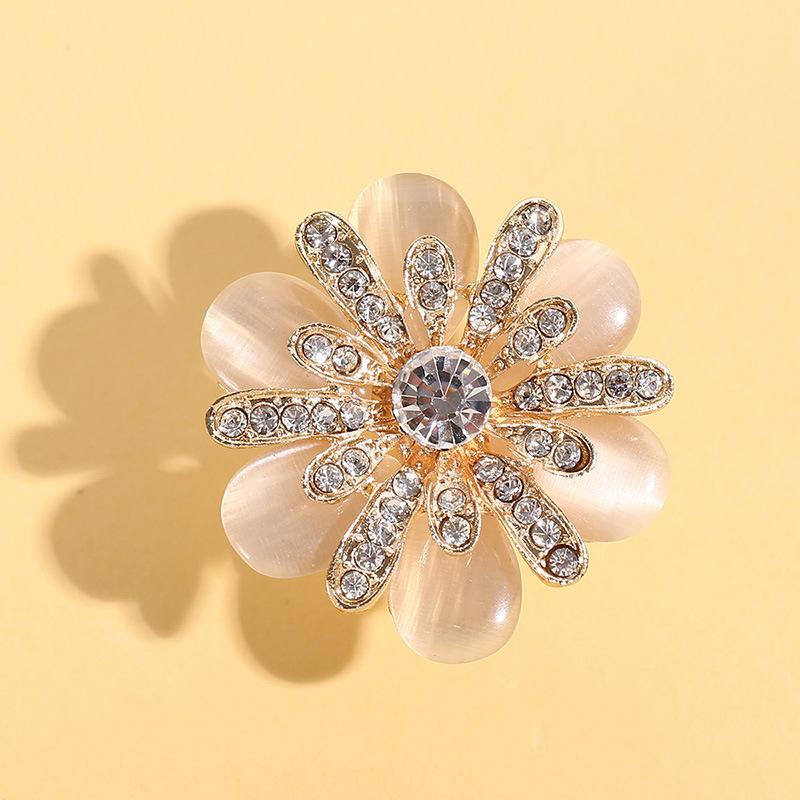 

Новое кольцо с цветком бриллиантового растения золотой