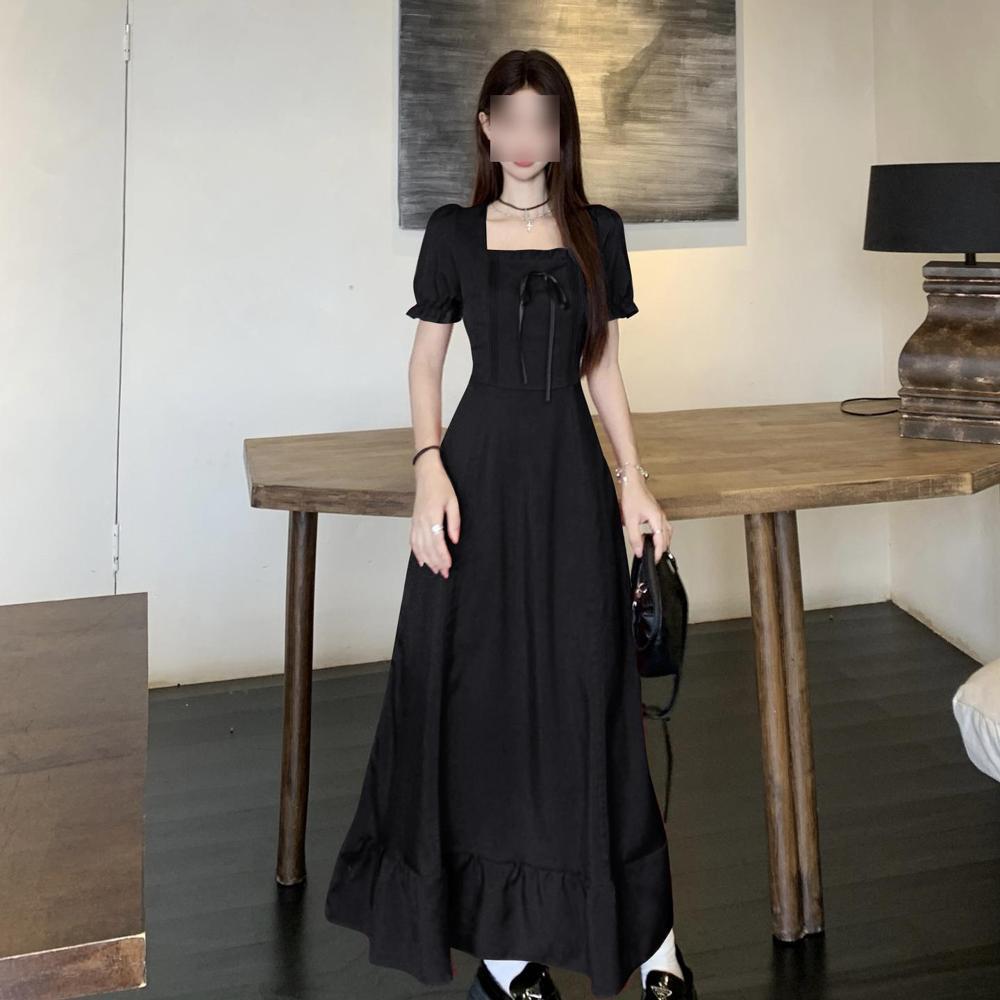 Retro Black Square Neck Short-sleeved Dress for Women's New Summer Models Can Be Worn Three Times, Waist and Thin Skirt