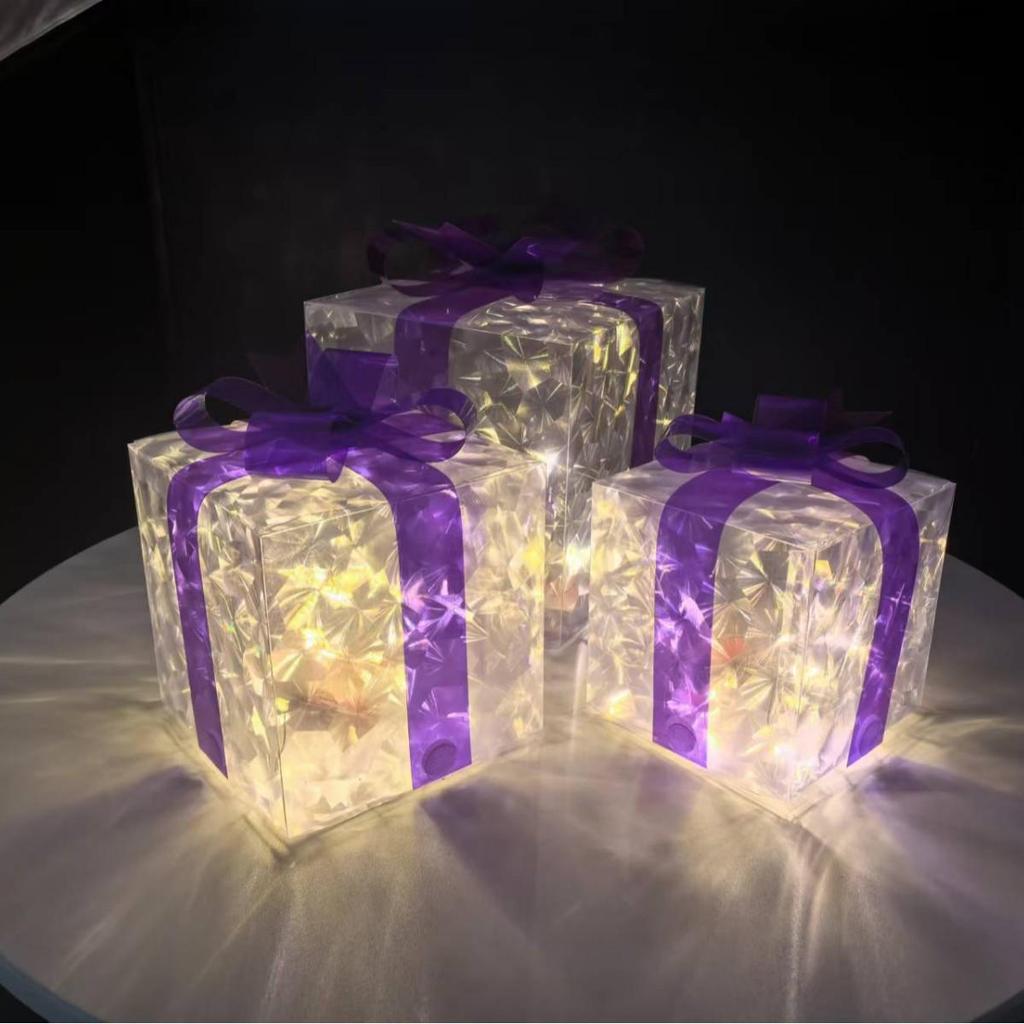 Luminous Cat Eye Christmas Gift Box Decoration for Shopping Malls