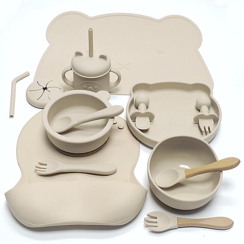 

Набор детской силиконовой посуды 14 шт. Пищевая Детская Дополнительная Миска Детская Обеденная Тарелка Вилка Ложка Слюнявчик Нескользящая Миска Ударопрочная Миска бежевый