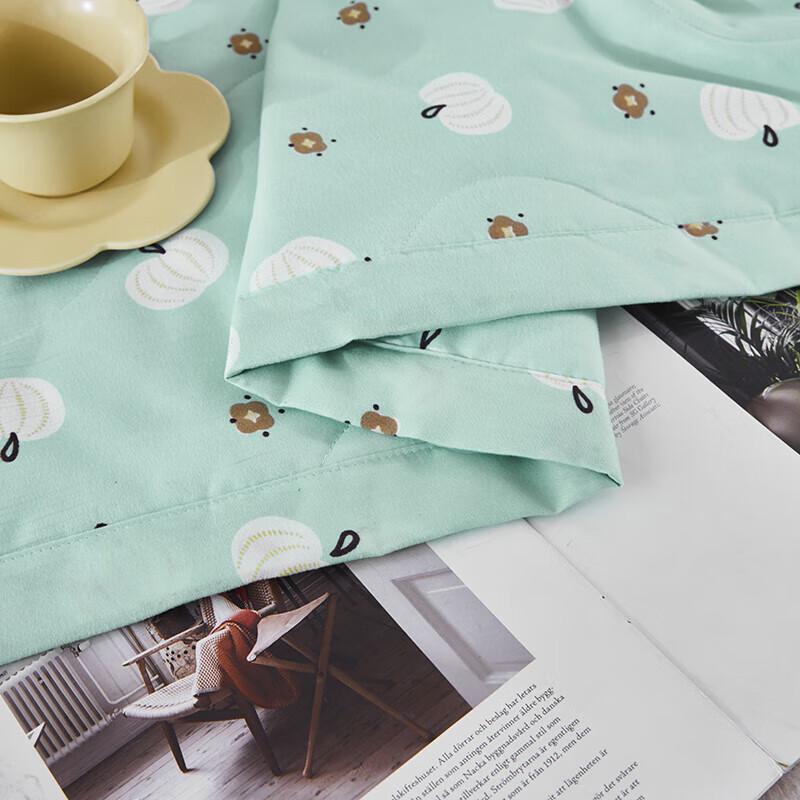 HONGDOU Soft Skin-Friendly Summer Quilt