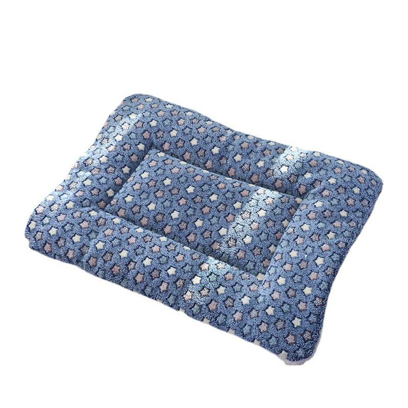 Four Seasons Universal Pet Mat: Rabbit, Cat, Dog Sleeping Pad