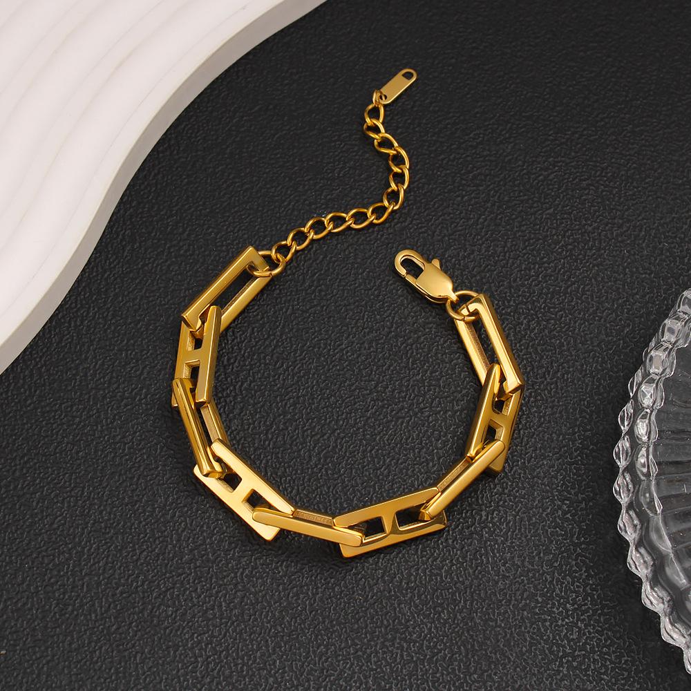 Conjunto de Pulseira e Colar de Corrente Feitos à Mão Banhado a Ouro 18K: Design Quadrado Espesso, Aço Inoxidável Polido.