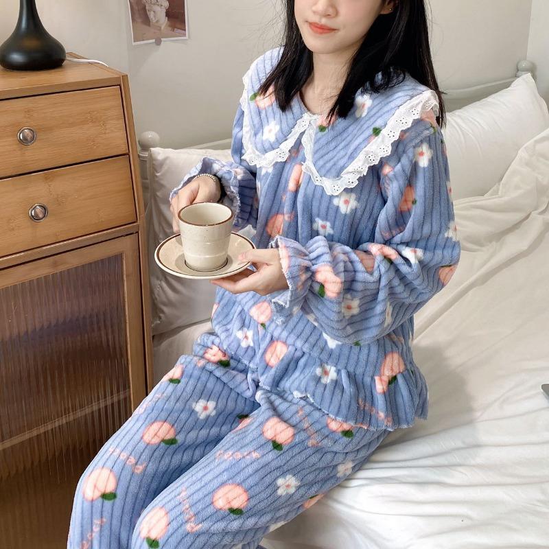 Thickened Warm Sleepwear Loungewear for Winter Printed Peach Pajamas Homewear Coral Velvet 2PCS Set Cartoon Bear Cute
