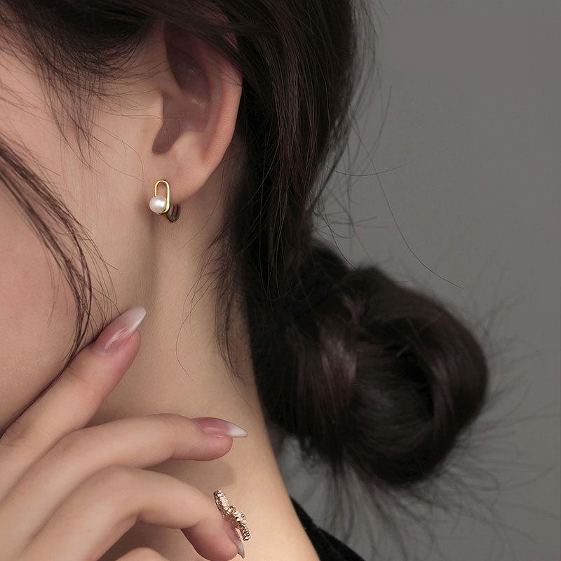 Pearl Earrings Korean Style High-end Ear Buttons for Women New Trendy