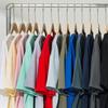 Hochwertiges Herren-Kurzarm-T-Shirt aus gekämmter Baumwolle (220g) mit leicht überschnittenen Schultern - Sommer 2026 Kollektion