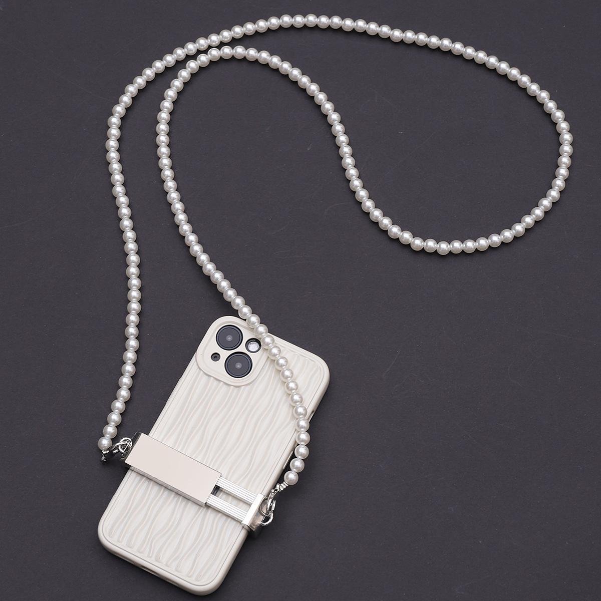 

Black Love Clip With Lron Chain Pearl Chain Diagonal Cross Chain Phone Clip