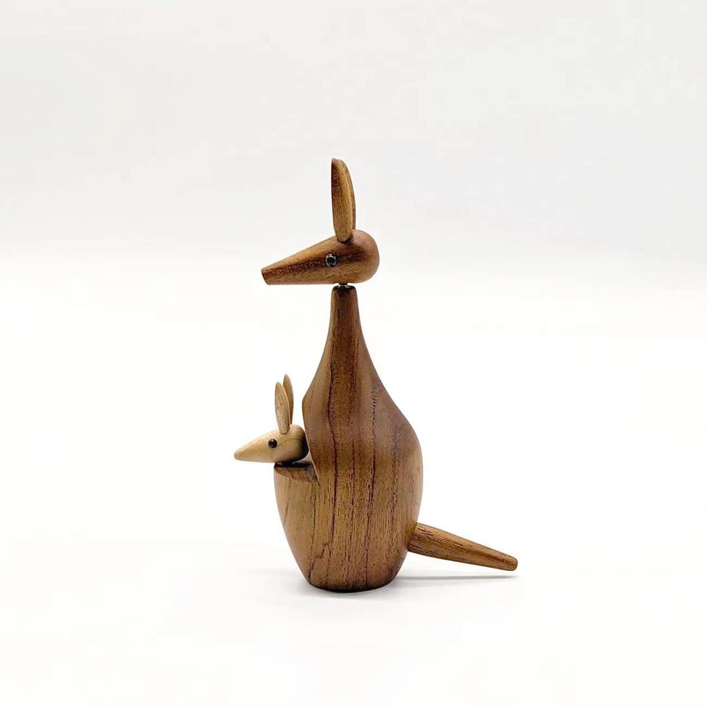 (hej!e) Royal Pet Kangaroo Wooden Figurine Ornament Nordic Decor Wood Animal Figure Kokeshi Doll Interior Doll Wall Decor
