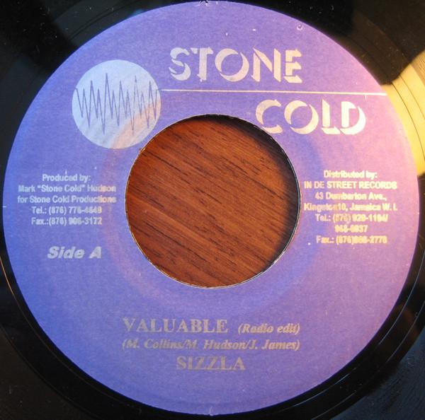 

7-дюймовая пластинка SIZZLA - Valuable NONE Stone Cold 2002 Ямайка Регги, Ска и Даб Б/У
