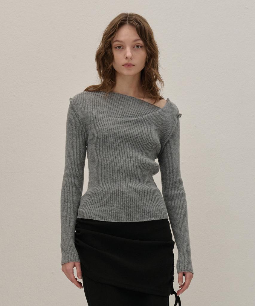 Kamino Off-Shoulder Knit Gray