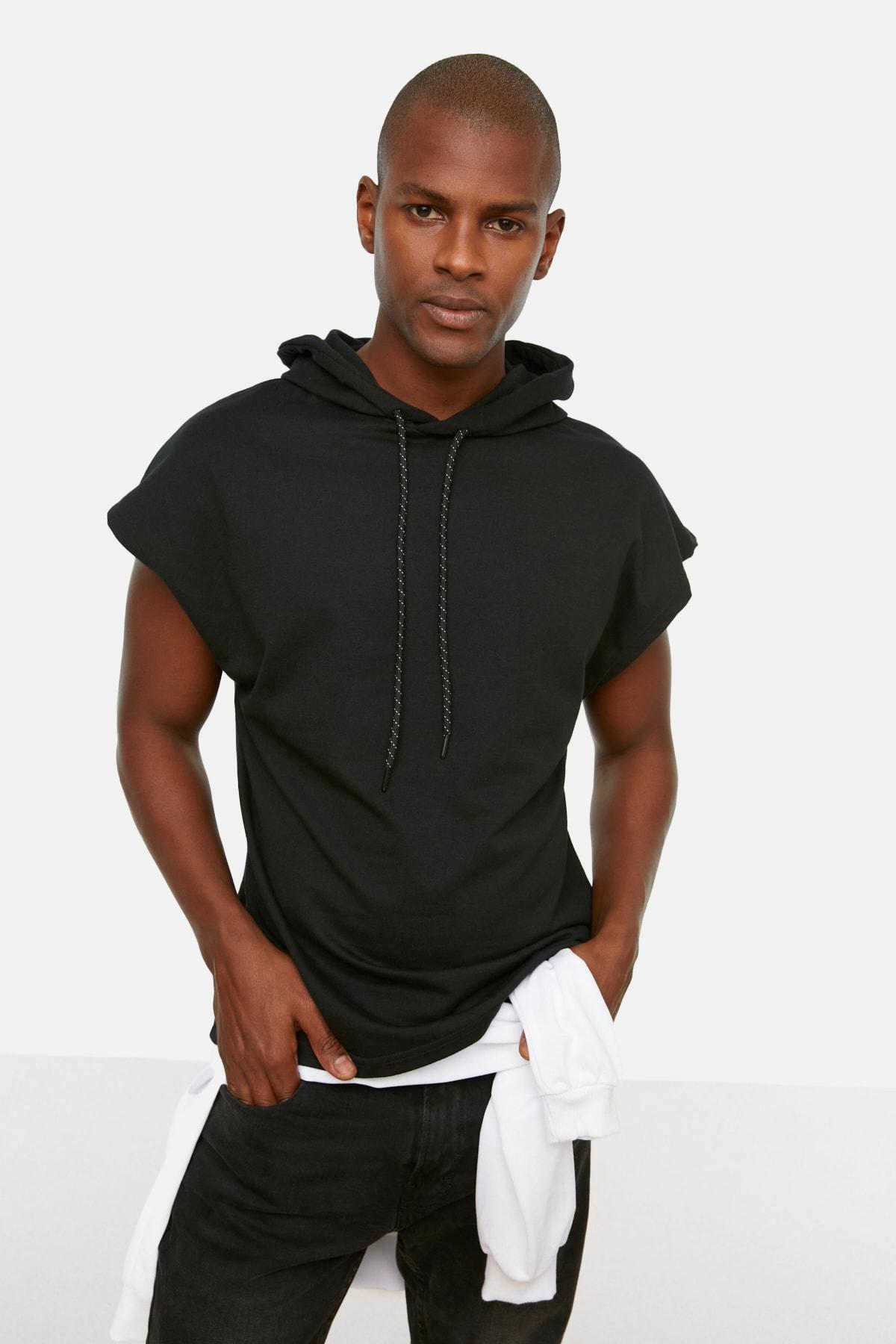 

Черная мужская толстовка с коротким рукавом TMNSS20SW0148..