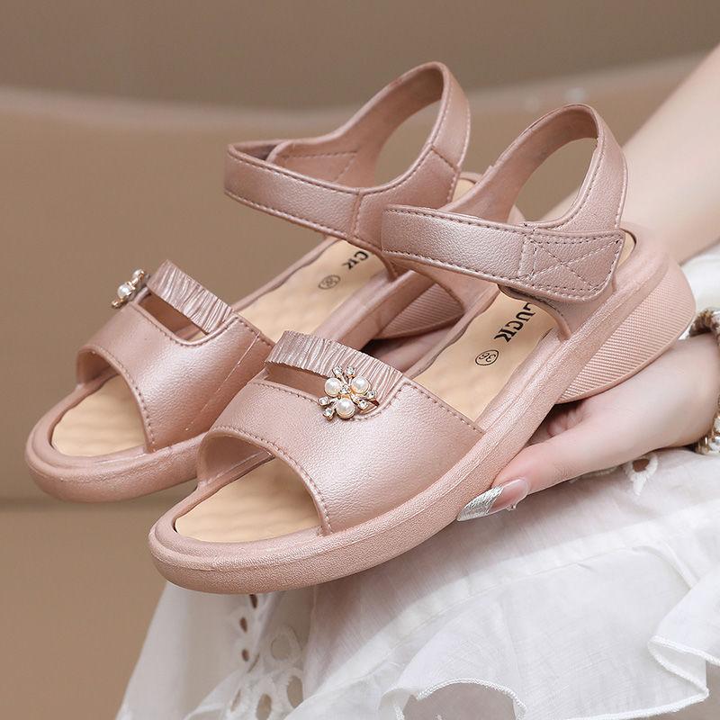 

Сандалии для женщин, летние, новые, стильные, нескользящие и неабразивные, с плоской подошвой, простые и модные, пляжные туфли 40