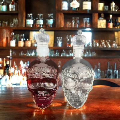 Gothic Skull Wine Decanter 350ml Handcrafted Glass Decanter Bottle with Airtight Stopper Liquor Decanter for Whiskey Vodka Beer
