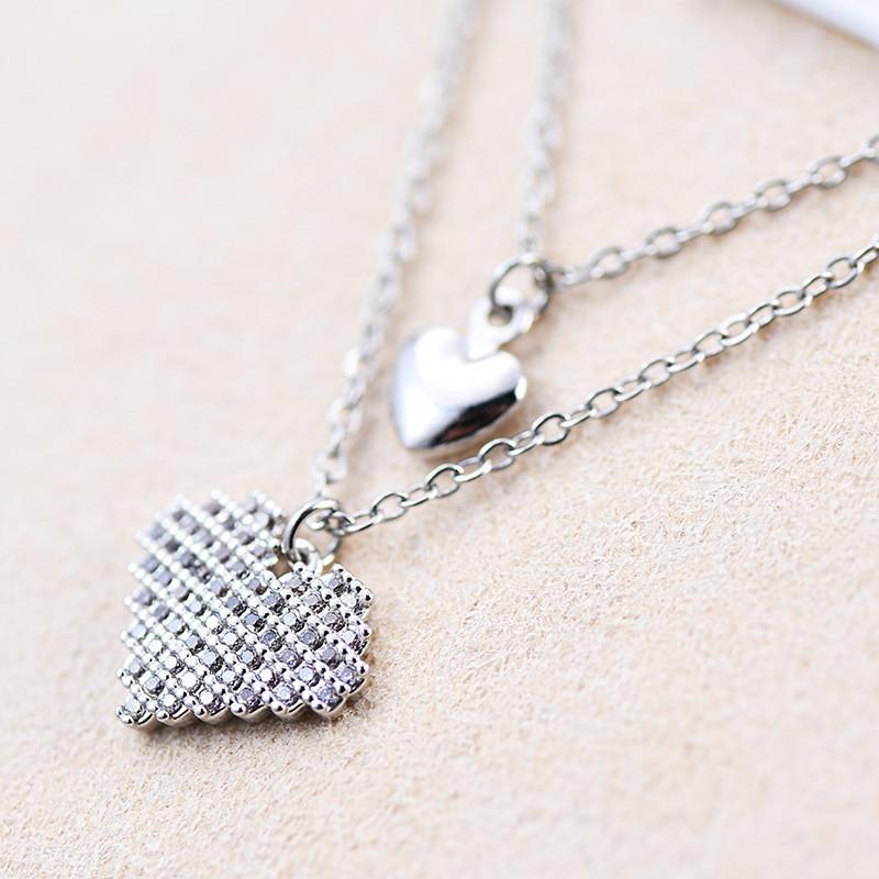 Elegant Vintage Titanstål Dubbelhjärta Halsband Lyxigt Lager-hänge Smycken