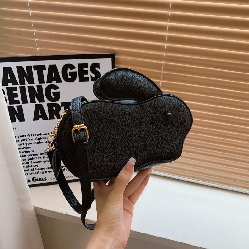 

Year of the Rabbit bag 2025 new versatile foreign cute rabbit bag bridal handbag red shoulder messenger women s bag чёрный