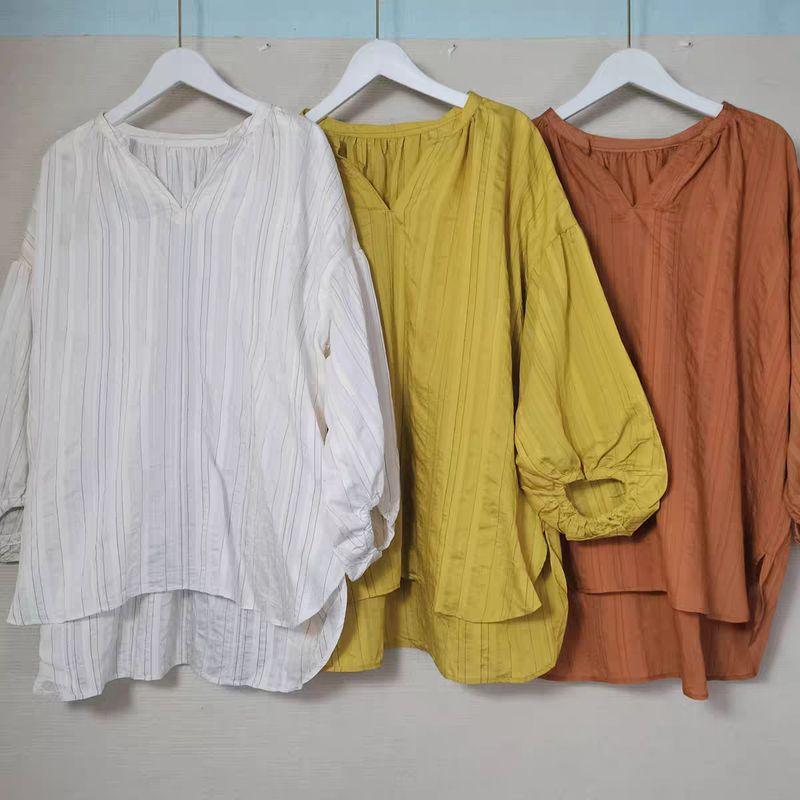 Original Order Leftover Stock Customer-Supplied Fabric V Neck Pullover 3/4 Sleeve Shirt for Women Minimalist Style Shirt Longer in the Rear Spring