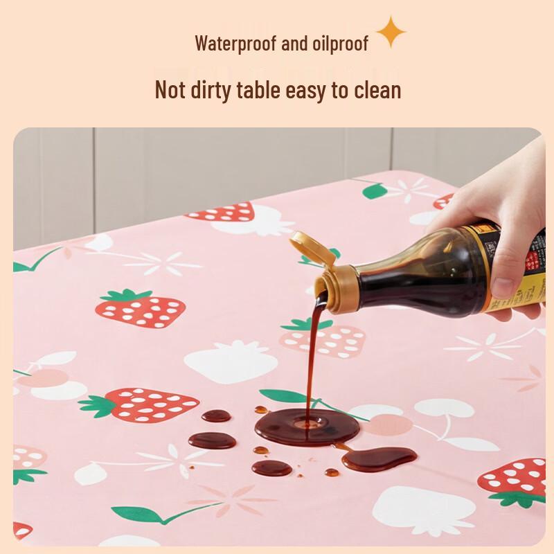 Disposable Strawberry Printed Tablecloth Set