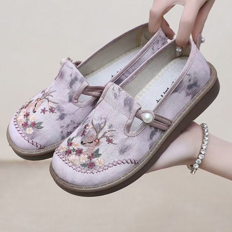 Fashion Women's Flats 2025 Spring Breathable Lightweight Comfortable Embroidery Casual Shoes Fashion Vintage Slip On Vulcanized Shoes