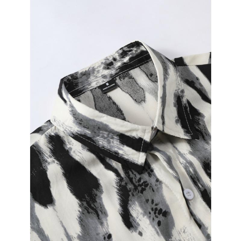 Men Ink Wash Abstract Print Turn Down Collar Short Sleeve Casual Button Up Shirt